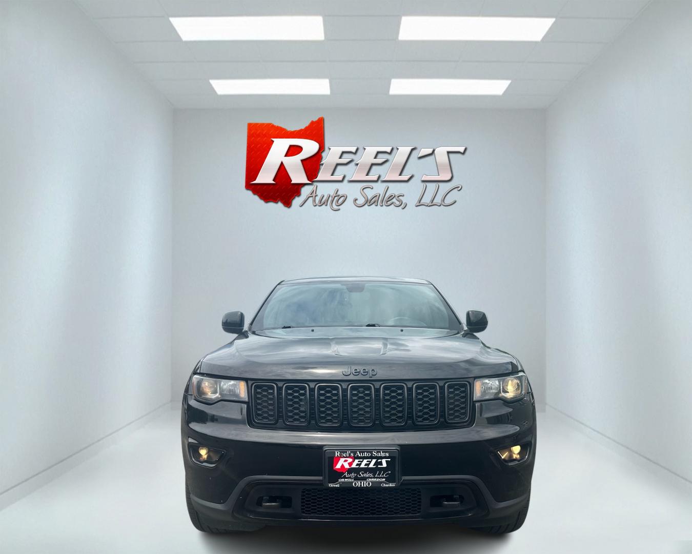 2019 Black /Black Jeep Grand Cherokee Upland 4WD (1C4RJFAGXKC) with an 3.6L V6 DOHC 24V engine, 8A transmission, located at 547 E. Main St., Orwell, OH, 44076, (440) 437-5893, 41.535435, -80.847855 - Photo#1